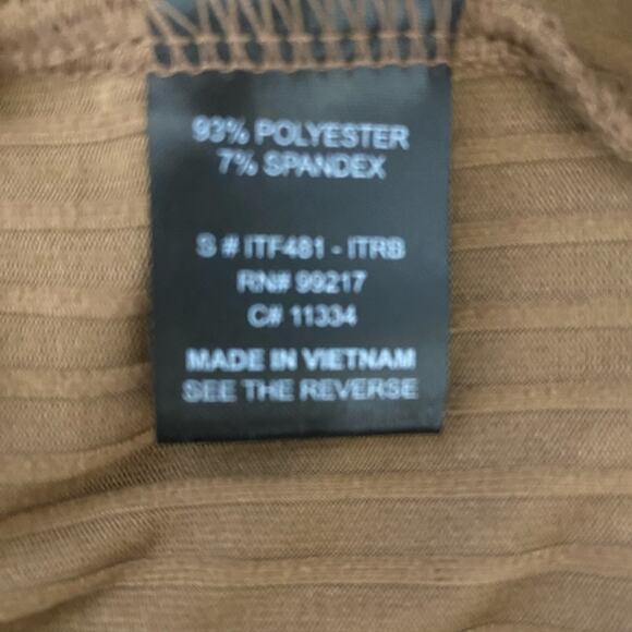 Plaid Skirt and Solid Top Bundle Neutral Colors Size Junior  M-L - Picture 8 of 10